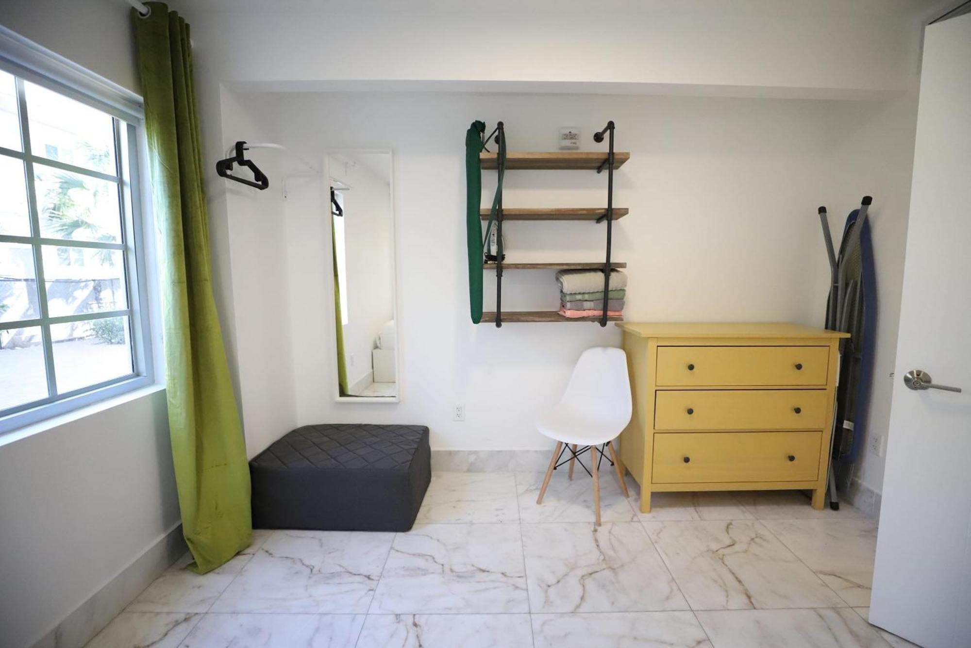 South Beach 2 Bedroom Family Pet Friendly Apartment With Free Parking On Premise Miami Beach Bagian luar foto