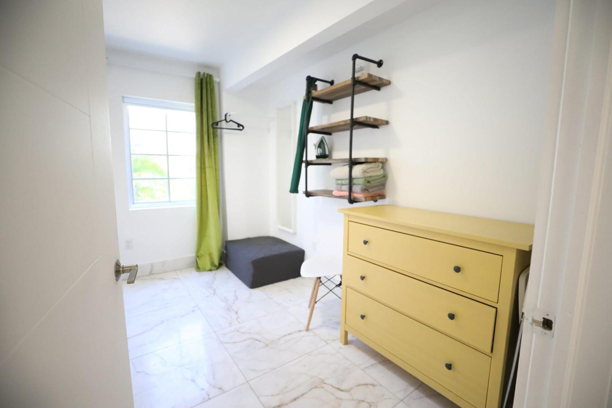 South Beach 2 Bedroom Family Pet Friendly Apartment With Free Parking On Premise Miami Beach Bagian luar foto