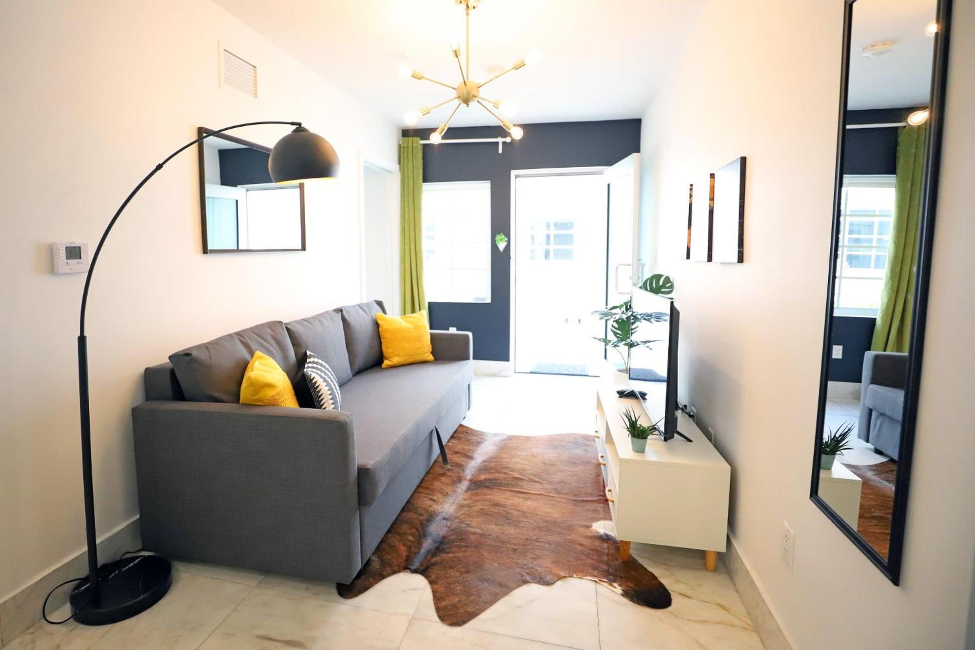 South Beach 2 Bedroom Family Pet Friendly Apartment With Free Parking On Premise Miami Beach Bagian luar foto