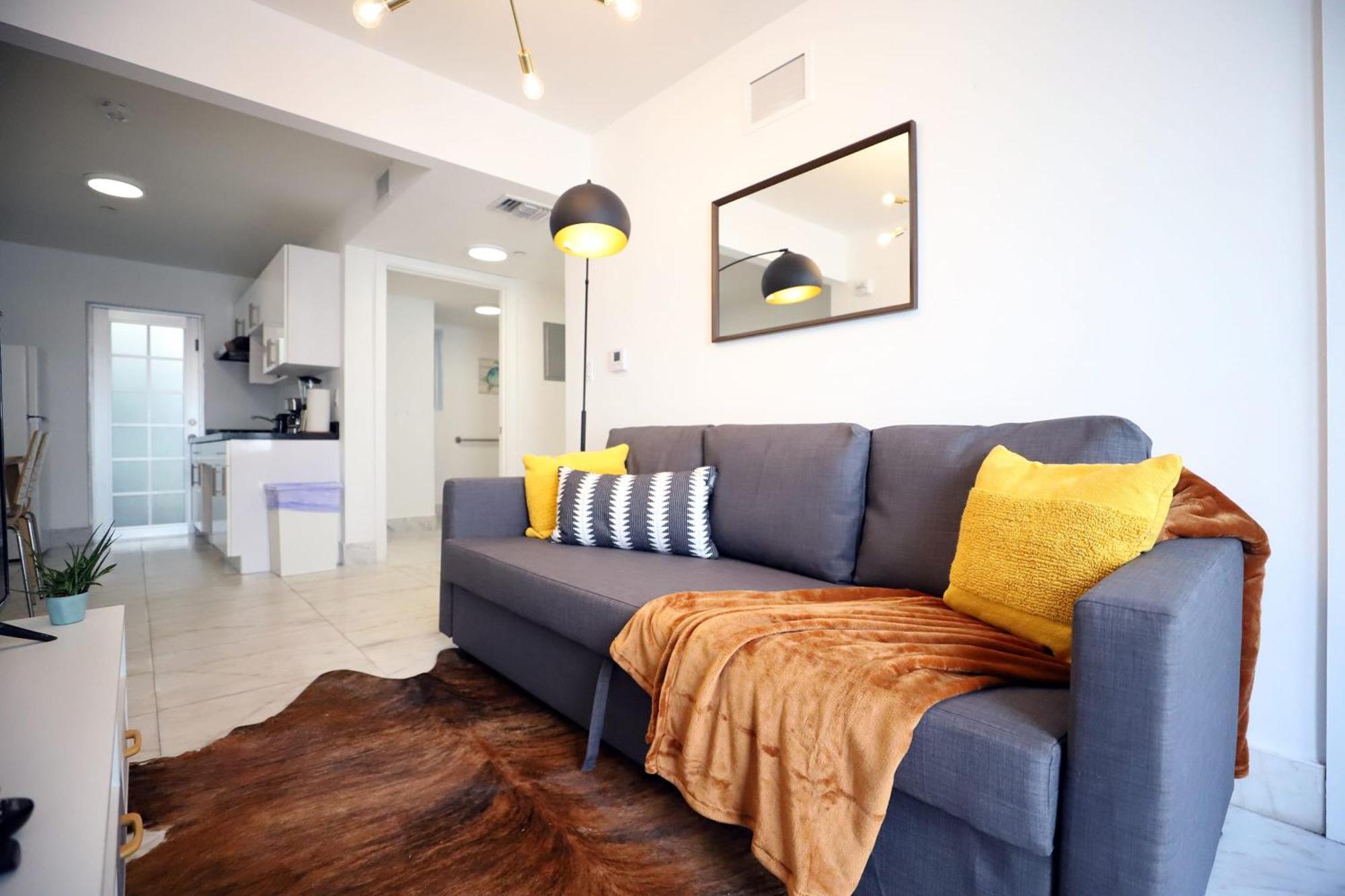 South Beach 2 Bedroom Family Pet Friendly Apartment With Free Parking On Premise Miami Beach Bagian luar foto